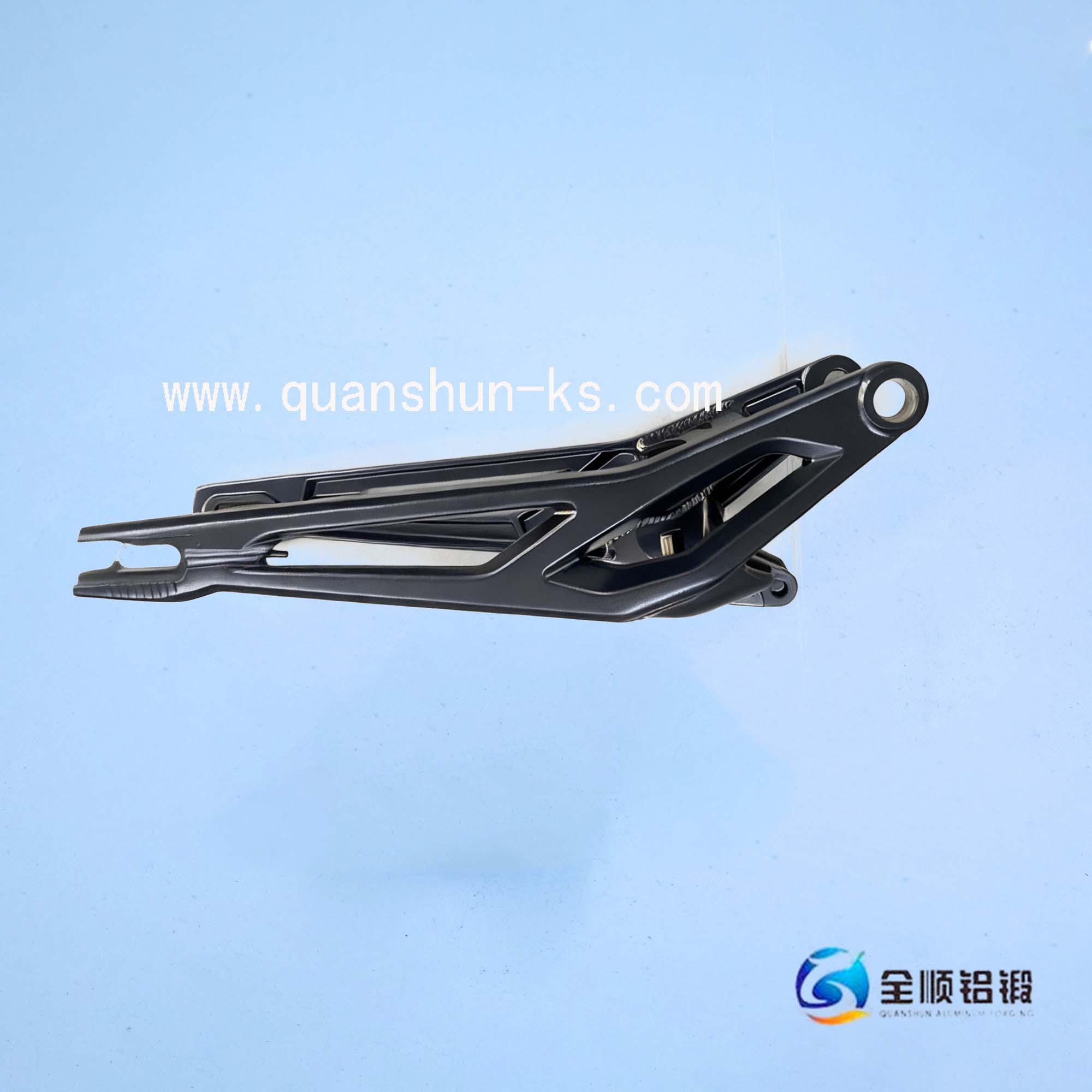 整体摩托车车架